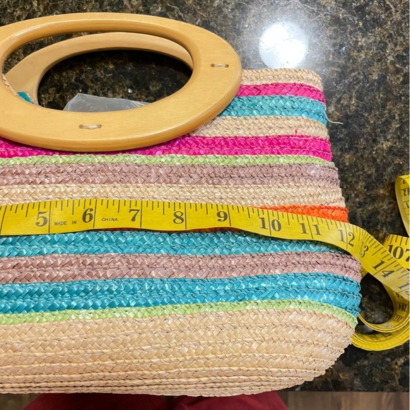 MULTICOLOR STRIPED SMALL STRUCTURED STRAW SUMMER PURSE - Picture 6 of 8